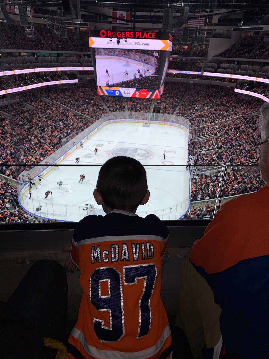 jacqui_oneill's tweet photo. “Dad, I am the most electrifying man playing senior timbits right now.”

 - my just-turned 7-year-old nephew, Jack, leaving the parking lot tonight after scoring 7 goals in his game. 

You heard it here first, people! 
#keepingithumble 
#Oilers https://t.co/9n5eHM98O5