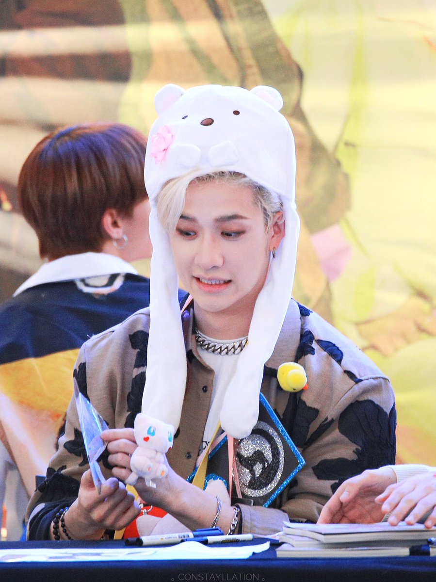 Helloo  #Chris  #CB97  #BangChan  #방찬  #StrayKids— (26/366)