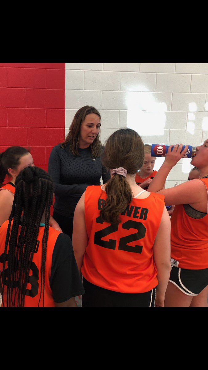 AmyRuth740's tweet photo. These girls are so much fun. #bucketlist #coachanderson @ChristinaBAP @khergs @mrcoachbrewer @KelliCrossland https://t.co/zsVg6W8jBe