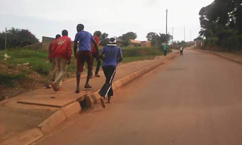 evangelismtweet's tweet photo. Marathon Evangelism
#kitebi #mutundwe #kisigula #bunamwaya
People from different communities participated in jesus marathon and it was great moment for people.During the occasion,the gospel was preached & people gave their lives to Christ. https://t.co/88lou32WE6