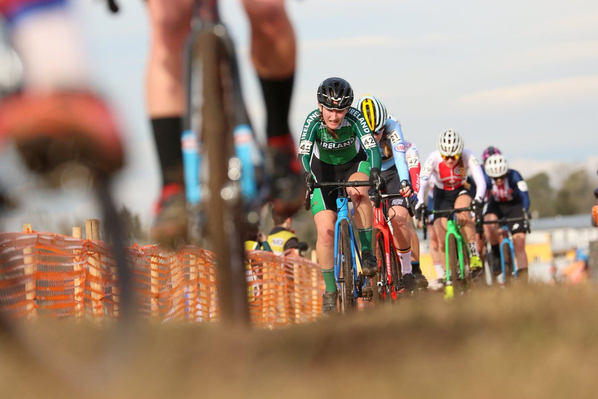 Brilliant photo of <a href="/Lucyodonnell5O/">Lucy O'Donnell</a> in the green of Ireland at the <a href="/UCI_CX/">UCI Cyclocross</a> World Champs today in Switzerland. 

Lucy put in a terrific performance at #Dubendorf2020

This shot is the work of cycling snapper Toby Watson of <a href="/VCGlendale/">VC Glendale</a> 👏