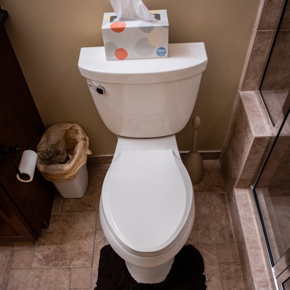 From valve repair kits to hardware, we'll address aby issue so you can flush with ease!