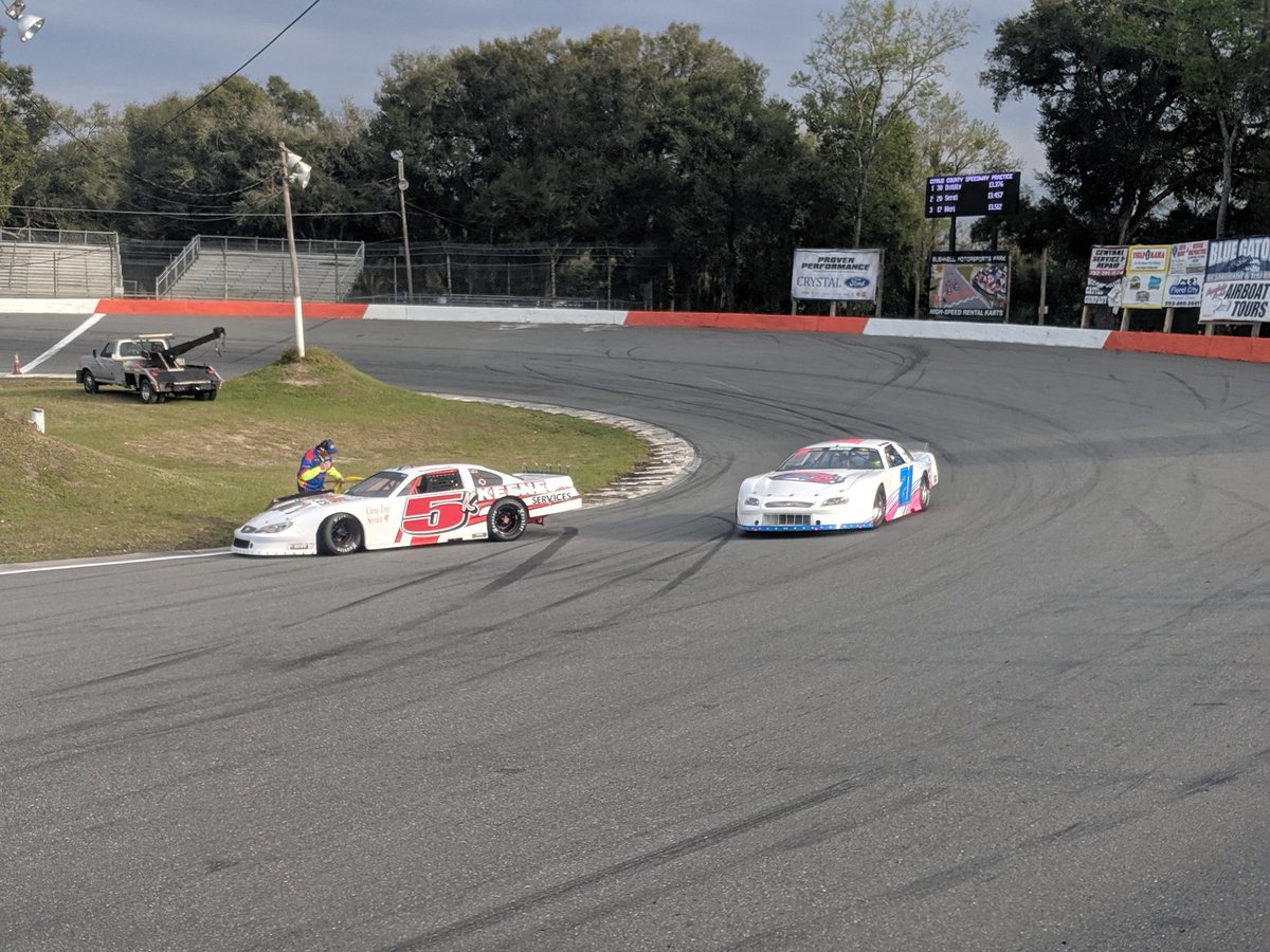 RacingAmerica's tweet photo. #CitrusSLM: Keene Jr. and @Alexaaaaa21 go for a spin in turn three as Super Late Model Practice rolls on at @CitrusSpeedway 🍊.

Watch the Super Late Model 75 live tonight on Speed51: https://t.co/uap6XGE7IB https://t.co/ODt0eFJxFq