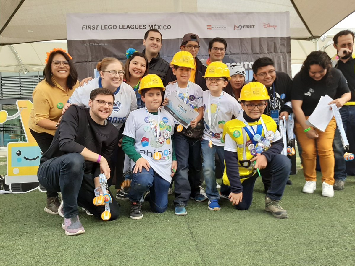 FLL_MX's tweet photo. ¡Felicidades a todos los participantes de #FIRSTLEGOLeagueJr 🥳🏗🤖 ! #omgrobots https://t.co/XACFjiZu37