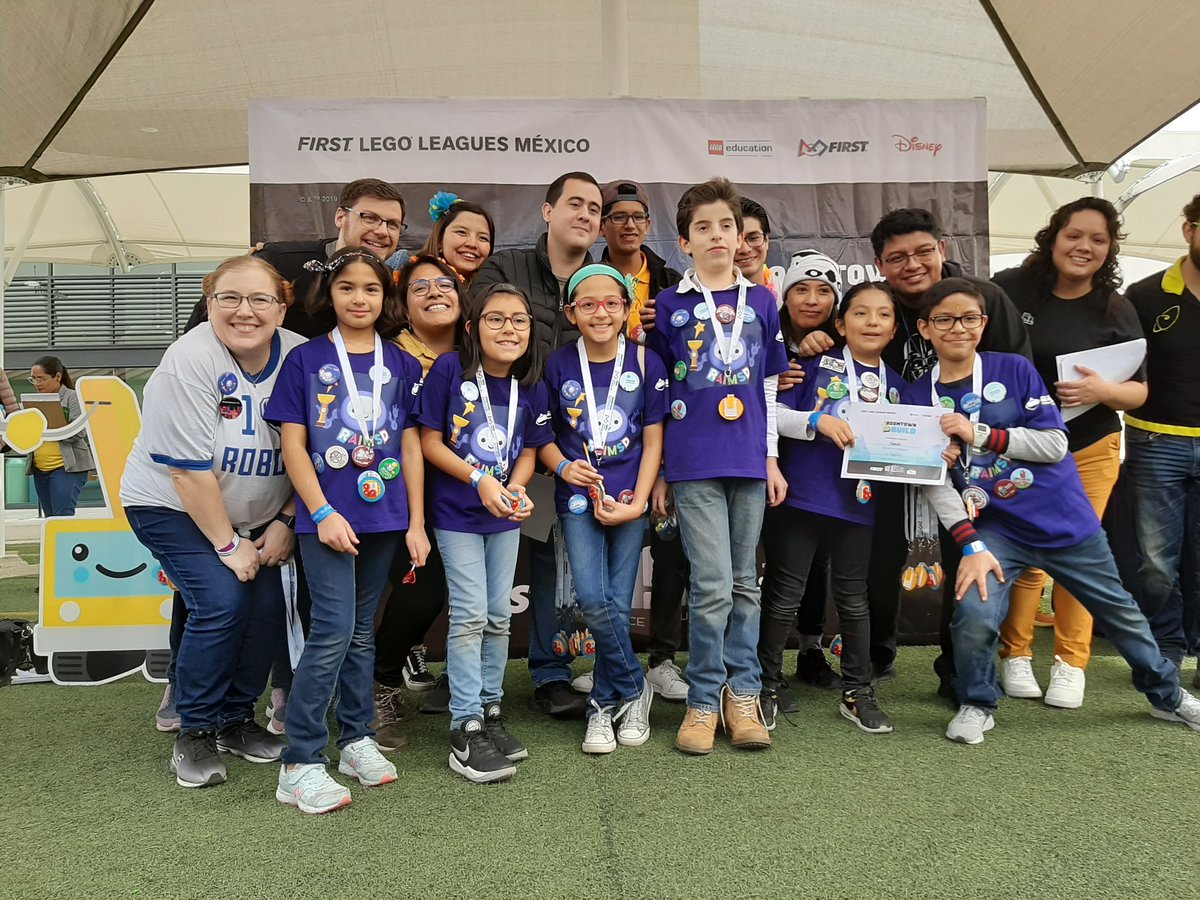 FLL_MX's tweet photo. ¡Felicidades a todos los participantes de #FIRSTLEGOLeagueJr 🥳🏗🤖 ! #omgrobots https://t.co/XACFjiZu37