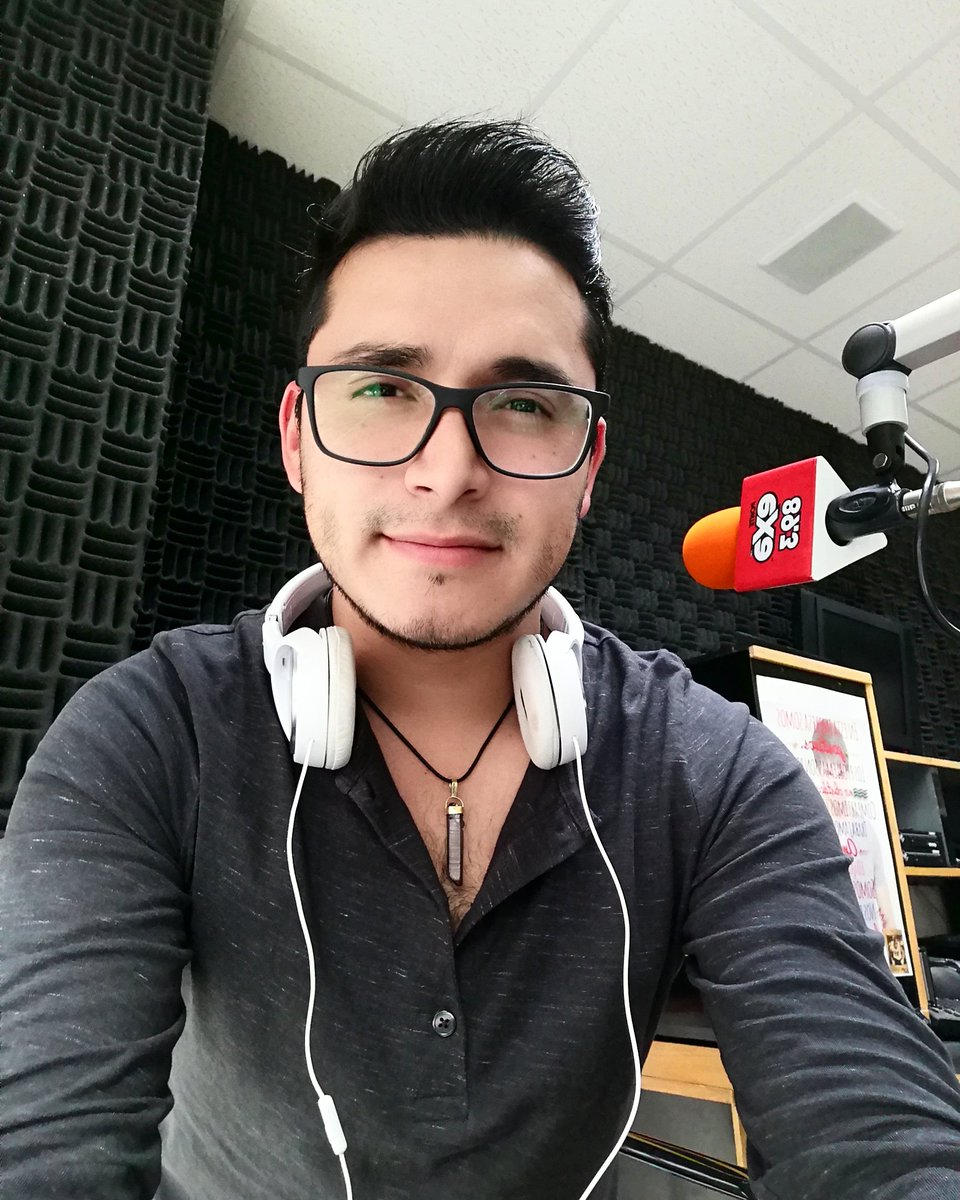 christianleon02's tweet photo. De lunes a viernes de 5 a 8 pm. por @EXAMORELIA893 https://t.co/s4PFuQ2tCu