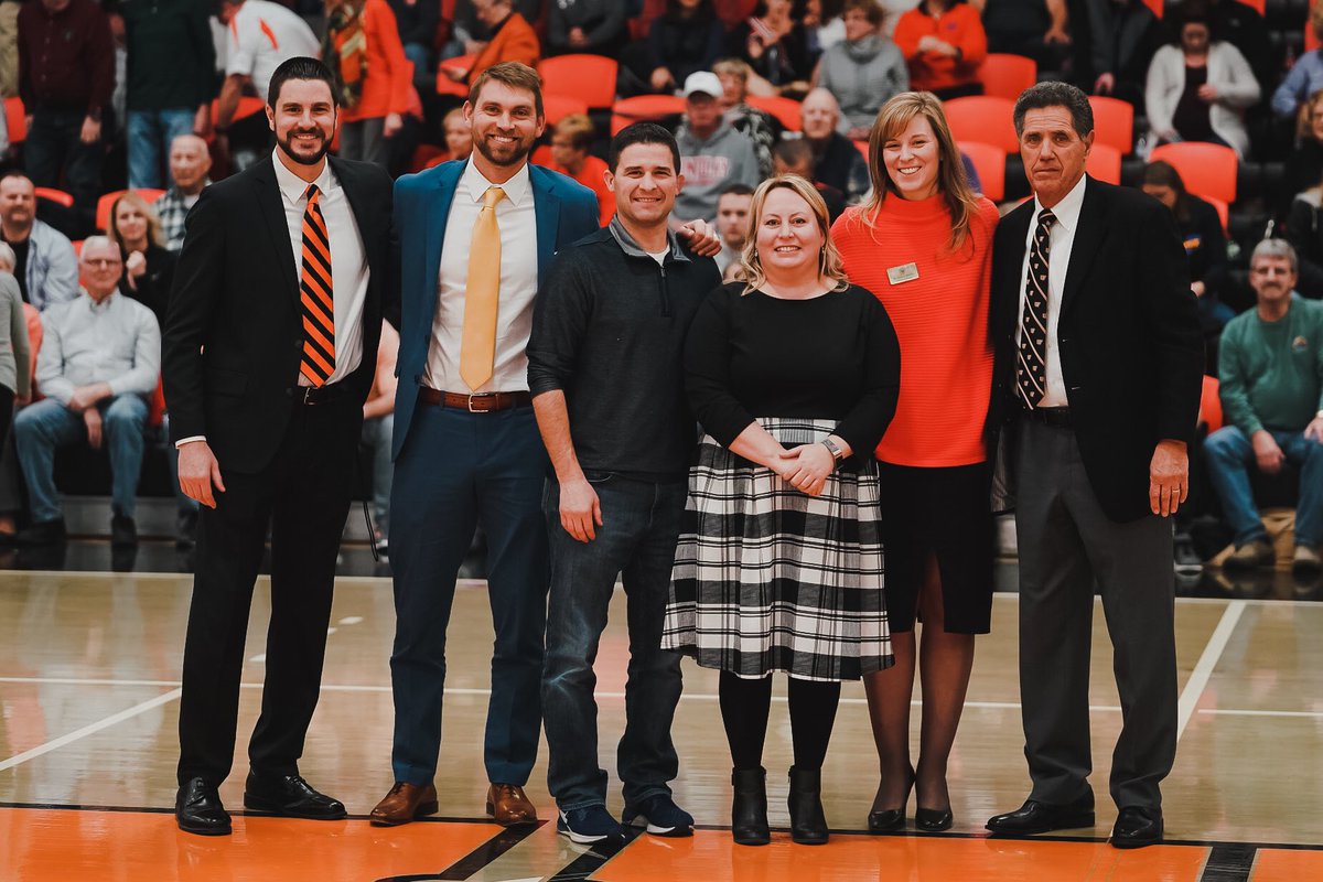FindlayOilers's tweet photo. Honored to have this group back on campus. Congratulations Eric, Andy, Chelsea, Marty, and Luis (not pictured) on your Athletic Hall of Fame inductions #OilerPride https://t.co/cYdEdCeDhv