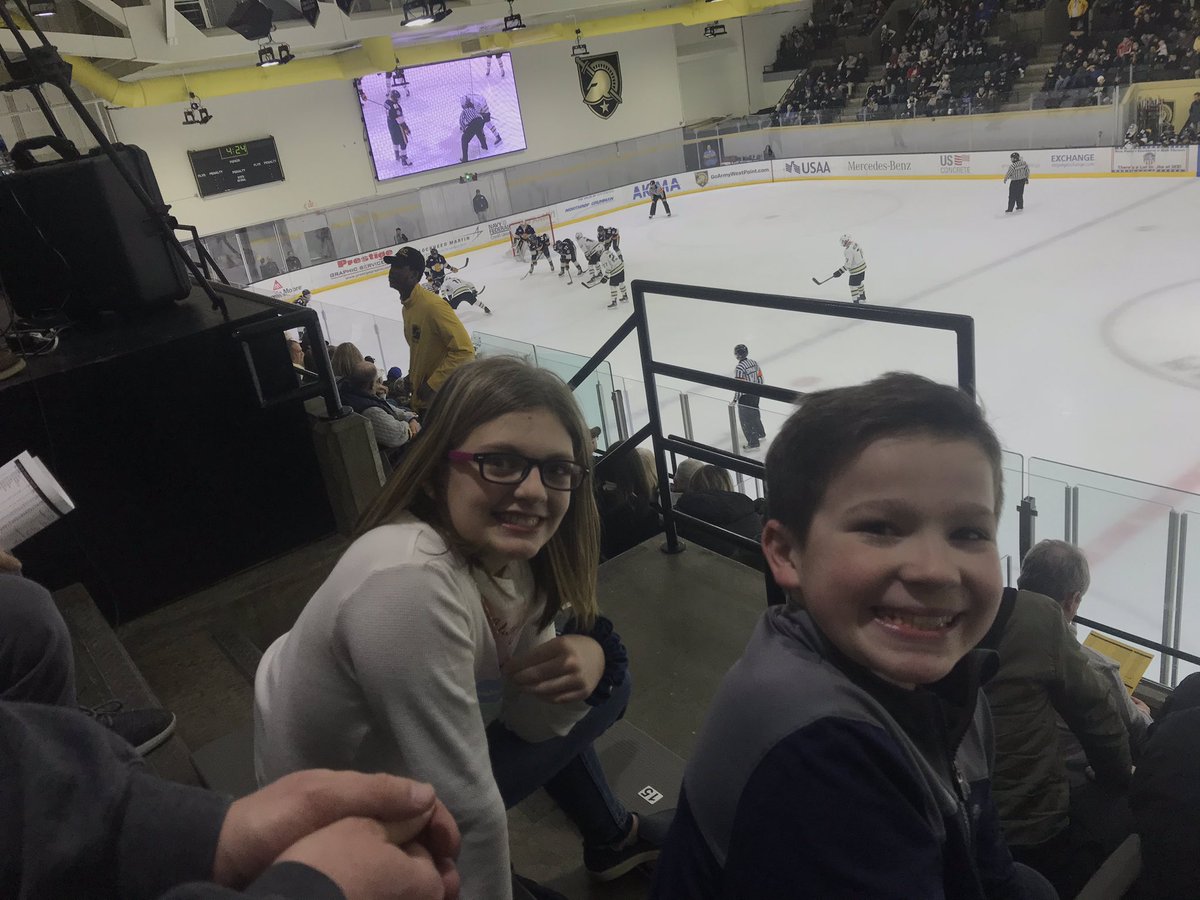 cjmumms1's tweet photo. #HockeyKnight https://t.co/2ZmLxY4J4u