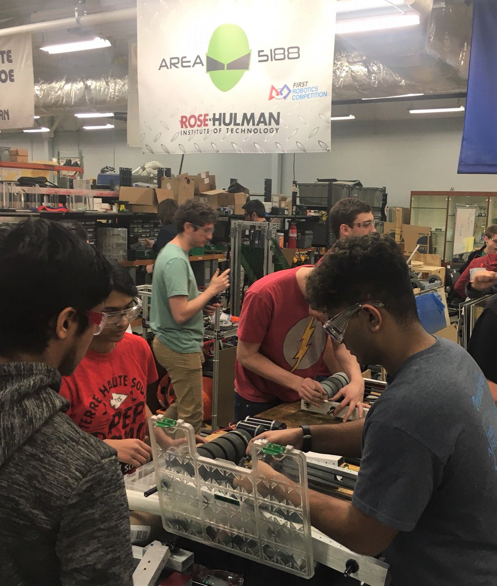 RoseHulmanBIC's tweet photo. Busy day at the @RoseHulman BIC &amp; KIC - students are building robots, making molds, programming, and working on the BMW. #maker #innovation https://t.co/W3MqJMdQG2