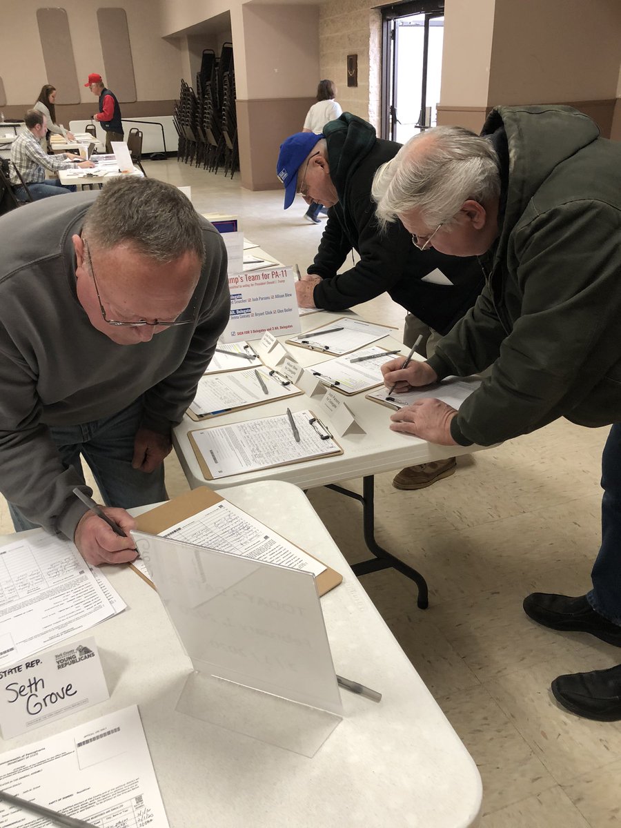 LloydSmuckerPA's tweet photo. Its petition time - great events in York County with Stan Saylor, @ElectSethGrove &amp; @YorkYoungRepubs today. https://t.co/3OrYfohshL