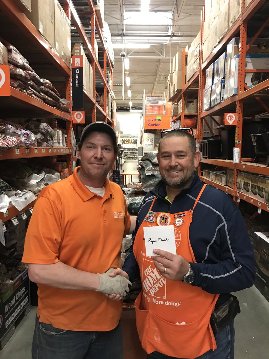 Ed Strain tweet media