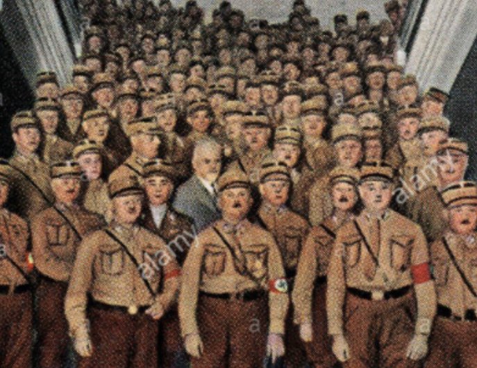 Hiç değilse üniforma rengi konusunda daha yaratıcı olsanız?
#BekçiOrdusu