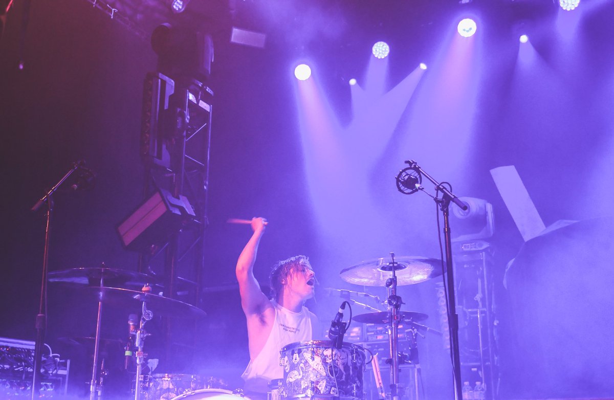 mlbackstage tweet picture