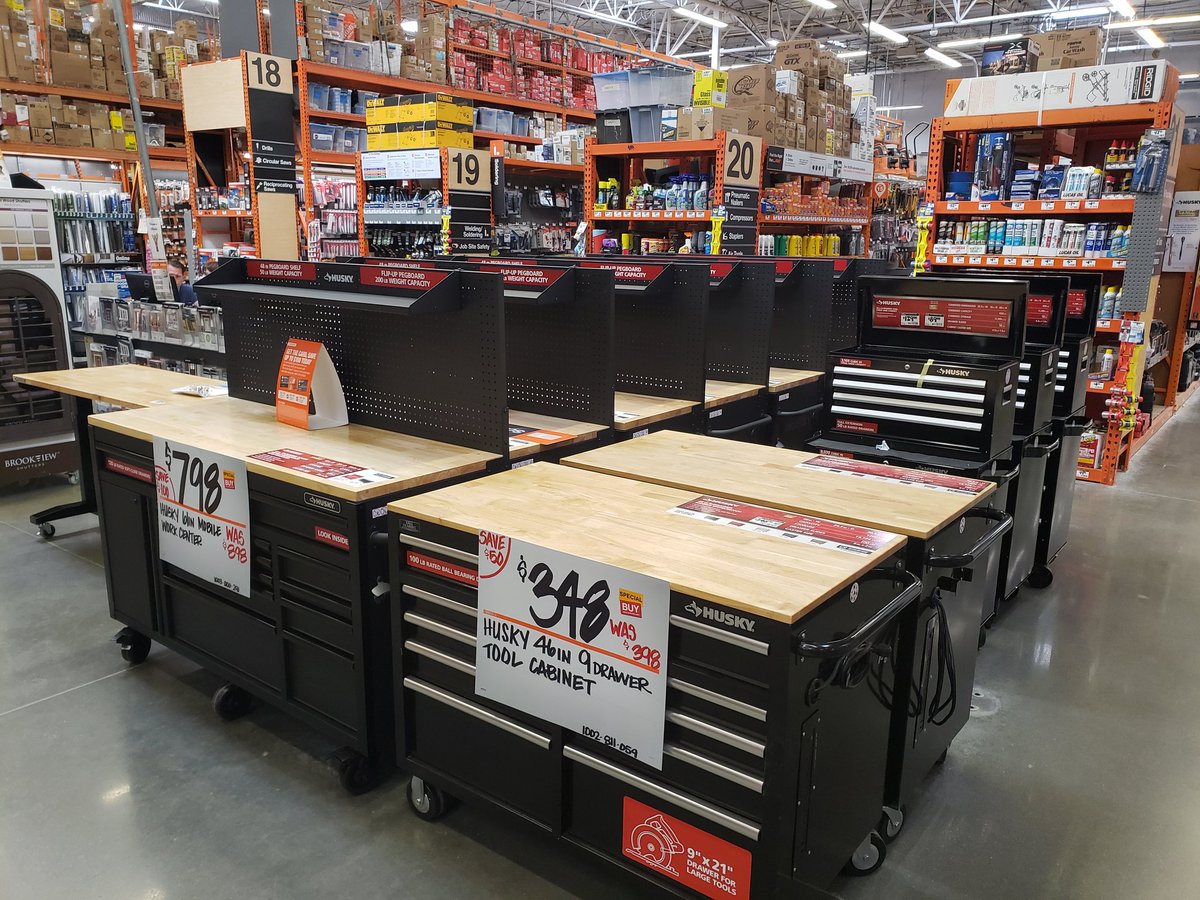 DepotGv's tweet photo. Huntington Beach 6646 is ready to sell tool chests and tables! @Jaime_HD_D25 @HDLMPerez @MattO_HD6646 @AshleyBotts4 @Steven_Mousseau @asm_6646 https://t.co/wosAyAKL0y