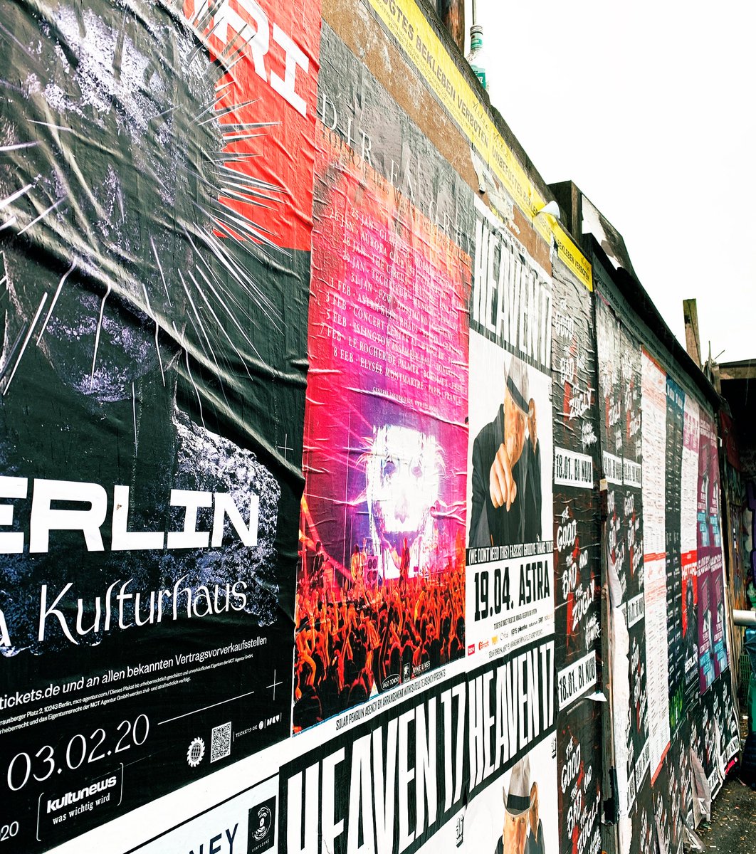 xKASTY_666x's tweet photo. DIR EN GREY
“OVERSEAS (EUROPE) TOUR2020 This Way to Self-Distruction”
2020.02.01 ［Berlin, DE］Astra Kulturhaus https://t.co/4fPG11jy8N