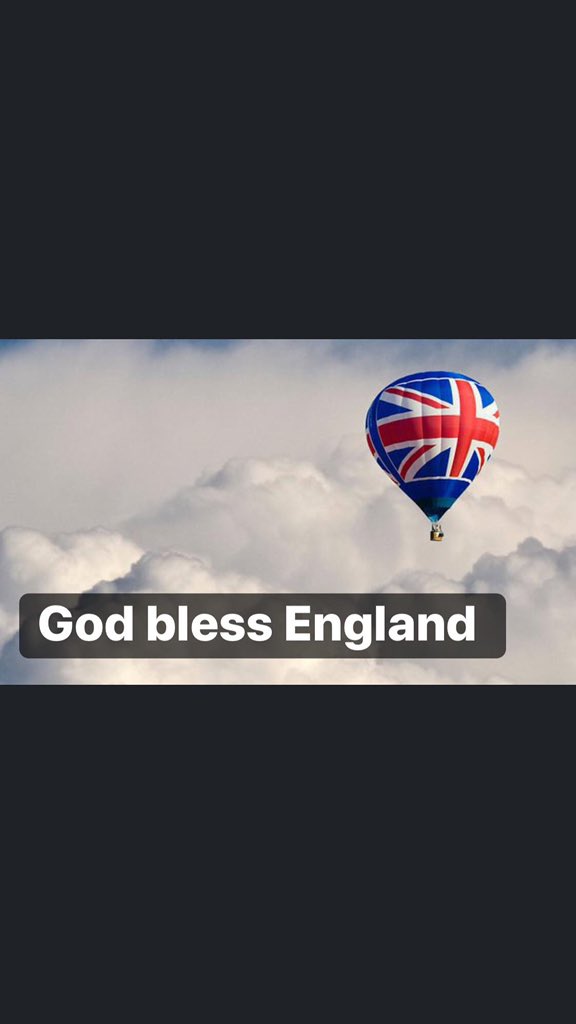 ApolloClubMalia's tweet photo. We hope is for the better way for all your country!!! 🇬🇷🇬🇧￼￼ Friends forever!!!! ❤️❤️❤️￼ https://t.co/YfNngUao7c