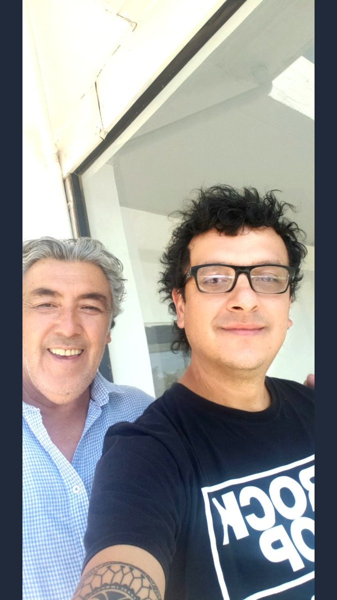 nicocortesm's tweet photo. Los maestros de la radio en Chile @tatangol y @nacho_abarca @biobio @biobiodeportes @adnradiochile https://t.co/VvgDk0oydk