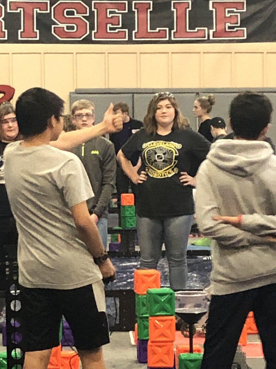 CHS_STEAMlab's tweet photo. Cleveland robotics scores another top ten at Hartselle high school VEX competition. #8/36 teams!!! https://t.co/hcTxUXccKQ