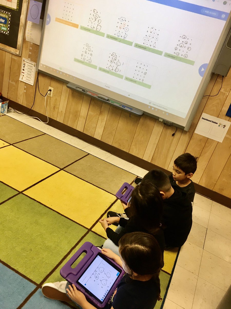 Patrici50123730's tweet photo. Nearpod with my Pre-K students! they think itโs magical ๐งโโ๏ธ watch out, techies ahead!!๐ฉ๐ปโ๐ป๐ง๐ปโ๐ป #CCISDSanders #CCISDIT https://t.co/6LBMm7uxb3
