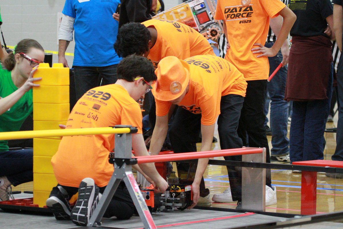 Data Force tweet media