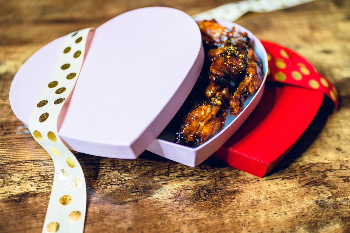 Savage Wings (savagewingsatl) Twitter