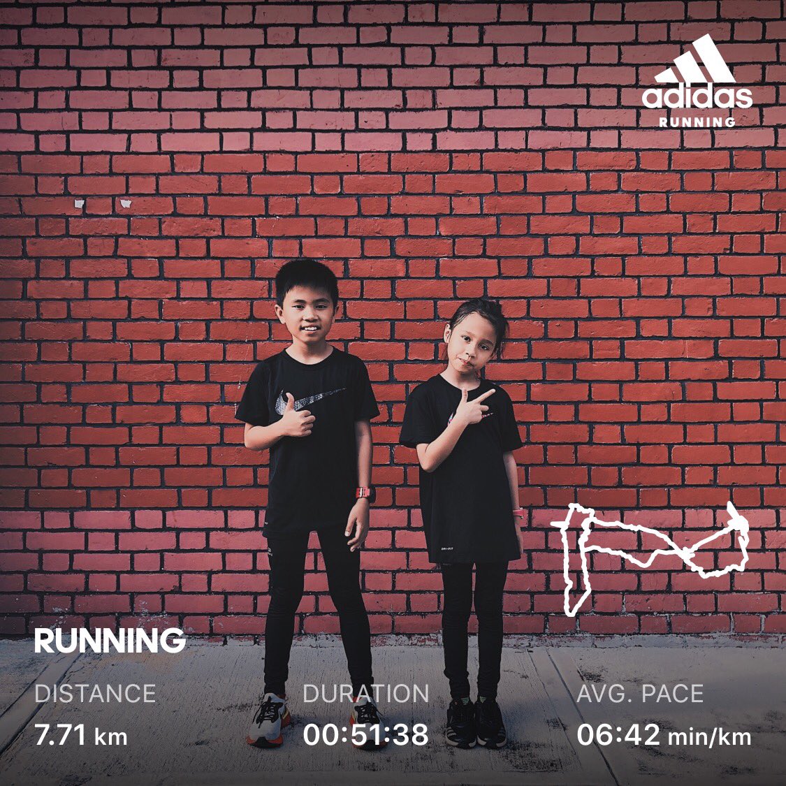 wanmahazir's tweet photo. Fun Run with Hilman &amp; Zara @ KL Car Free Morning 😁✌🏻 #klfcm #klcarfreemorning https://t.co/vGqndhMnHI