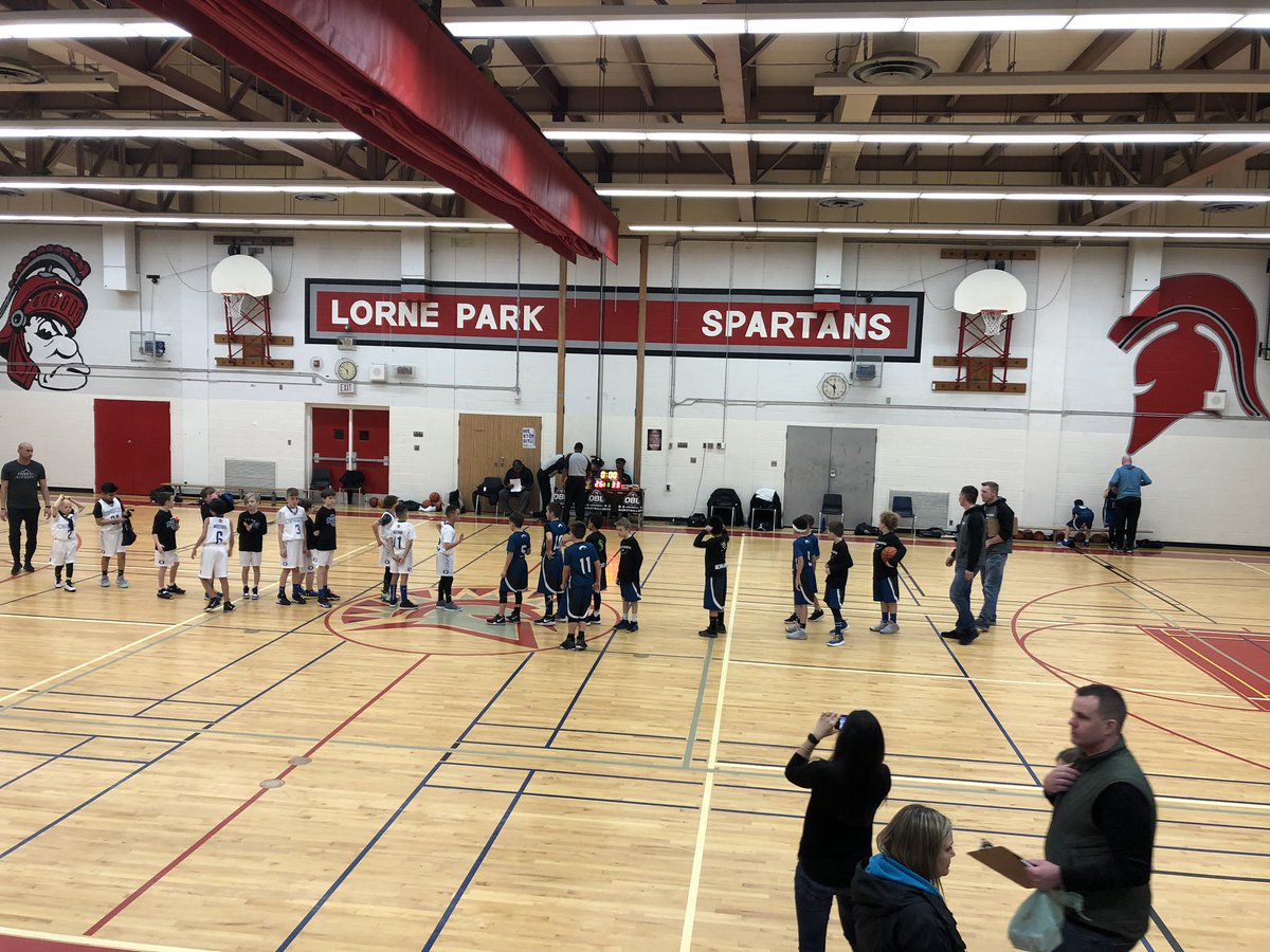 KristanArthur's tweet photo. Second win of the day! @WildhawkBBall #TheTealisReal https://t.co/Wr8zxg8nvt