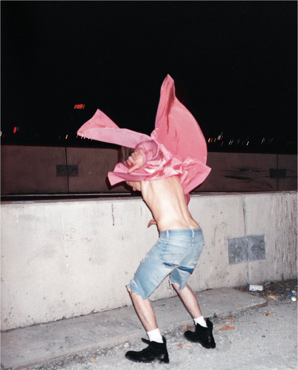 Crazy for the weekend!

#somamagazine #Dior #CarloManzi