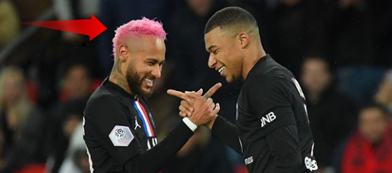 Team_BPeach's tweet photo. ✨Hommage de @neymarjr à la @Team_BPeach ce soir face à Montpellier😎! Toi aussi, #OseLeRose ! 🥰 #TombeLesClichés #Parité #FemmesDansLesJeuxVidéos #FemmesDansLEsport #Egirls #Eboys #BootifulPeach 🎮 https://t.co/yE9SCVlrX0