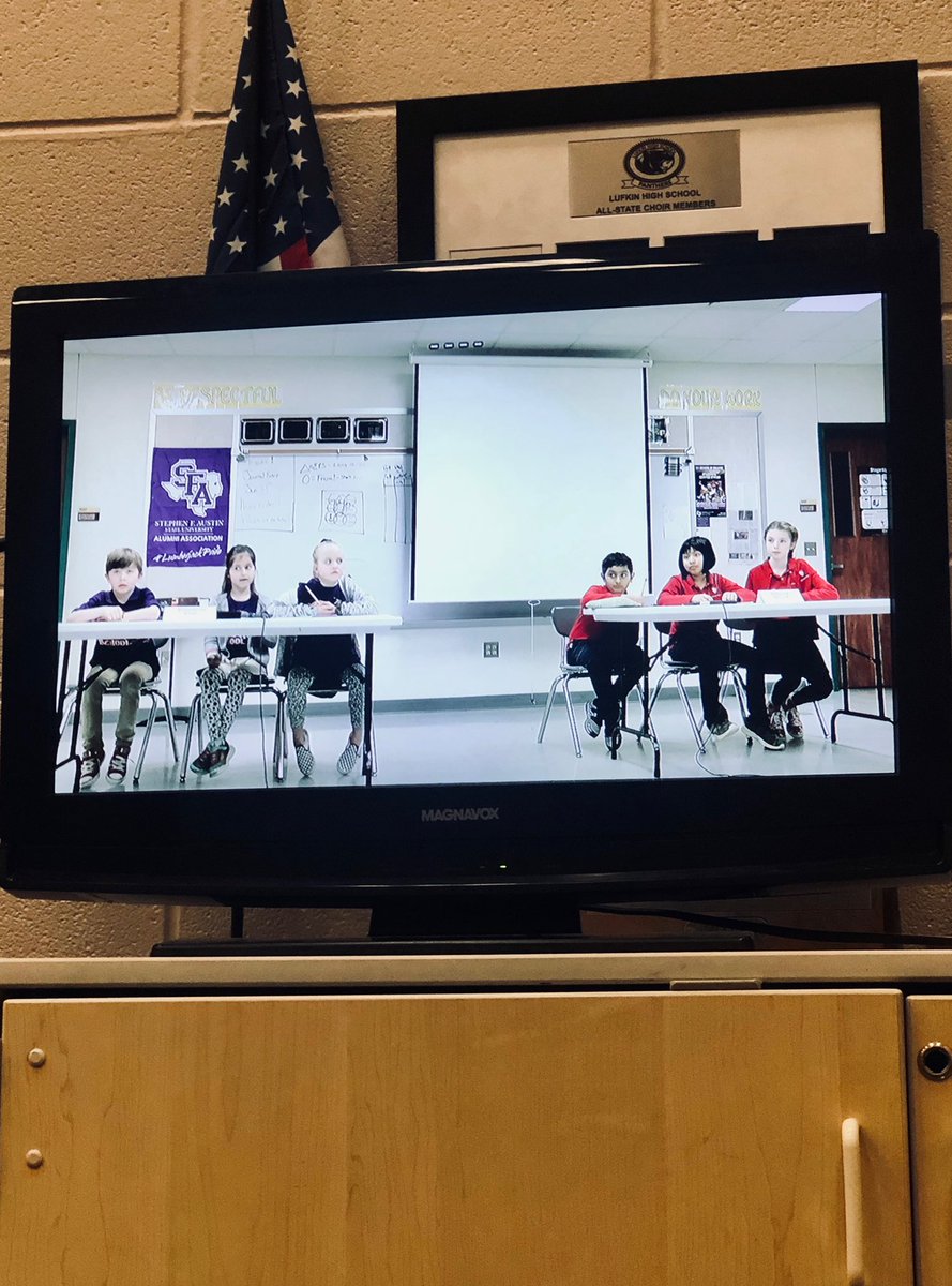 2ndGraderStars's tweet photo. These Dunbar Tigers have worked so hard to make it to the Kiwanis Spelling Bee, and completely rocked it today! I am so proud to have seen their confidence grow over the last several weeks!! #DunbarTigerPride #LufkinLearns #LPNoLimits https://t.co/e01ToMQOd0