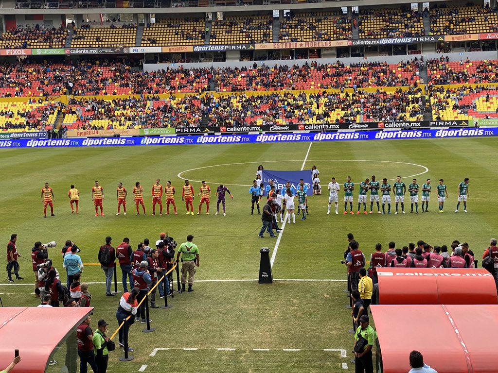 LouisRSOlenick's tweet photo. ¡Partido #80 afuera del Glorioso! #FieroViajero #LEOvsMOR #HoyHayQueGanar #VamosPorLaOctava #CL2020 #J4 @NacionEsmeralda @NEsmeraldaUS @NacionFiera @clubleonfc @clubleon_en @daleleon_mx @DaleFiera @Ruge_Fiera_ @RugidoEsmeralda @clubleon @05rowa @JULIO_SAUCEDO @_tatianabri https://t.co/CuKauPP4pn