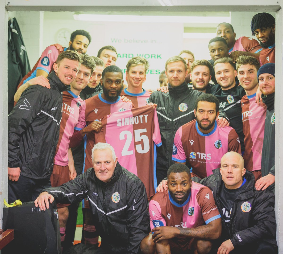 CorinthianCas's tweet photo. From all at Corinthian-Casuals, we're honoured to remember Jordan and send our condolences to his family and friends. Here's our shirt for you... on its way shortly. #shirtsforJordan #Sinnot25 @JordanShirts https://t.co/D44uZ4ykKL
