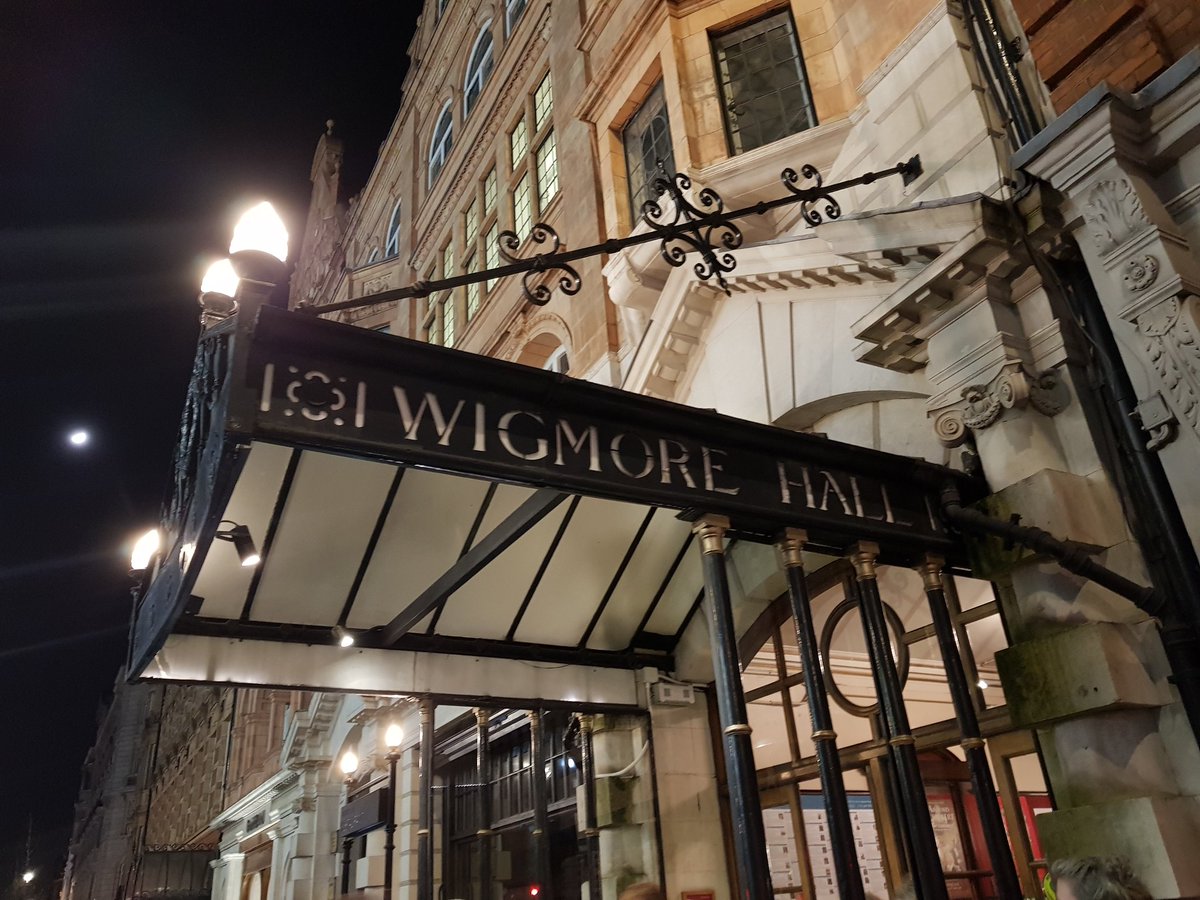 Voicedoctor_uk's tweet photo. Powerful #OnWenlockEdge from @fatboyclayton this evening at @wigmore_hall. Last time I heard it was with @dannormski and the Brodsky Quartet with hauntingly beautiful animations. @onwenlockedge https://t.co/oMmVEQk6u7