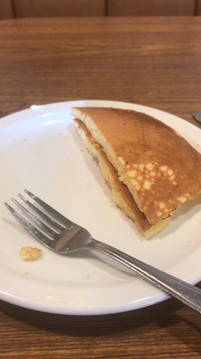 FSuperstack's tweet photo. Here’s what remains of pancakes 10 and 11. Four hours and 20 pancakes is nothing short of legendary speed https://t.co/85u7T4Bd7z