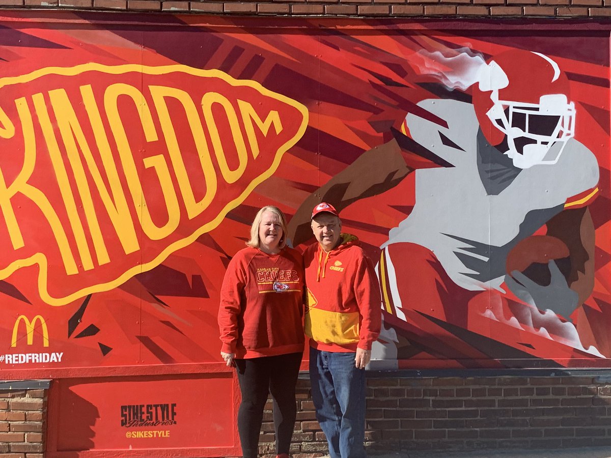 capper2teach's tweet image. Love this city and the team pride you find everywhere! #ChiefsKingdom