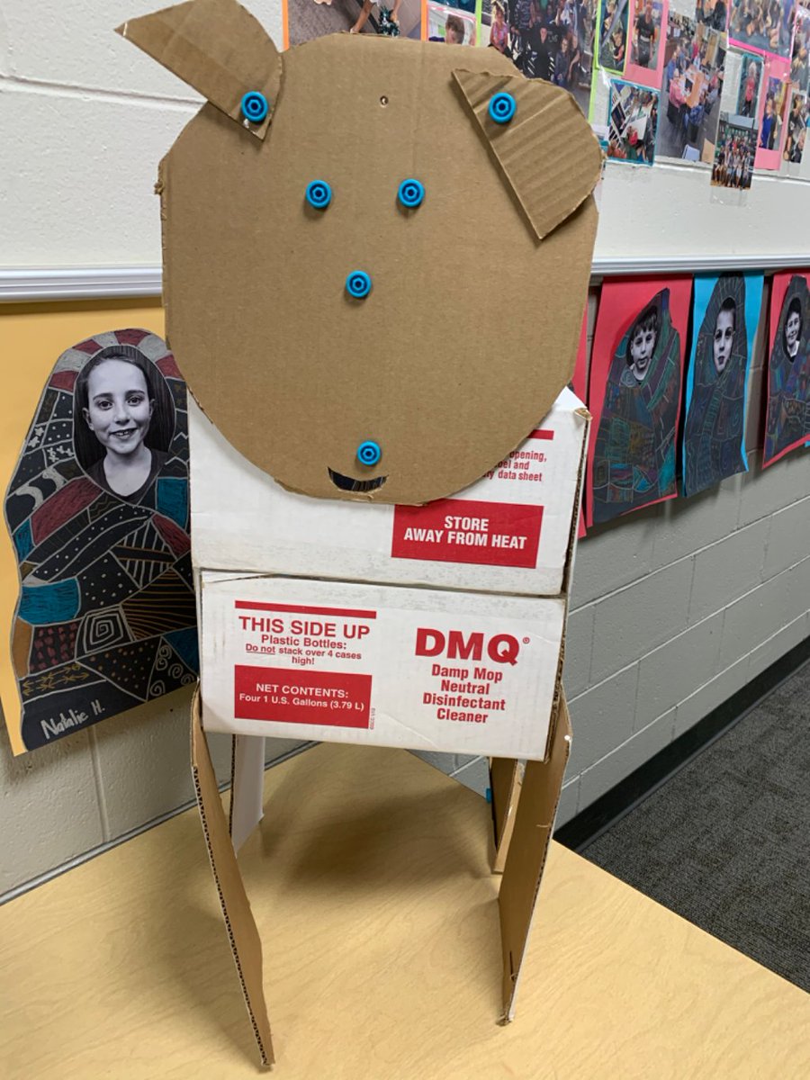 loomis_wolves's tweet photo. After studying hibernation with @kweaver50w 1st grade students collaborated to make bears 🐻 and their dens during tech time with @loomiscox4 👏🏻👏🏻Great Job👏🏻👏🏻
#loomiswolves #makedo https://t.co/S40wBAFoeZ