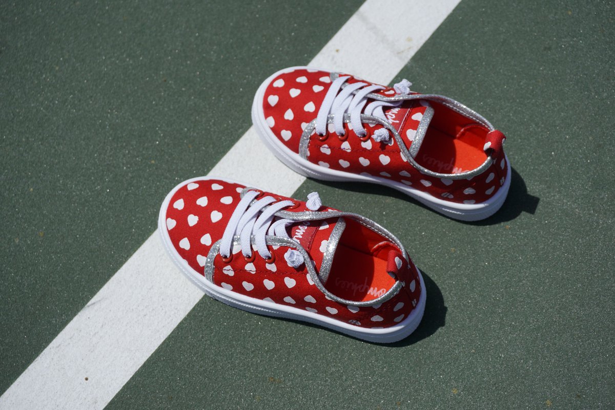 Oomphies tweet media