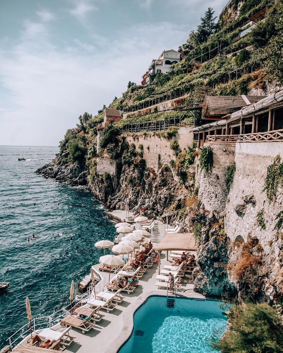 TraveIings's tweet photo. Amafli, Italy 🇮🇹 https://t.co/pPZUMAhBIu