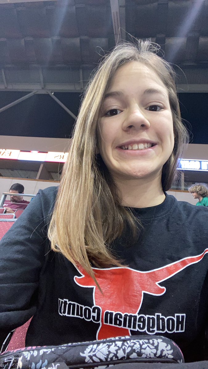 TatumJames14's tweet photo. Let’s go Longhorns!!! #UWATV https://t.co/FAA9wj90RT