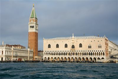 turistandoin's tweet photo. Partiu Veneza? Veja esse super guia com muitas dicas e atrações com um roteiro sequencial: é salvar o post e viajar
;)
#veneza #italia #venezia

https://t.co/ISWphfblv3 https://t.co/yPcAaKqUi1