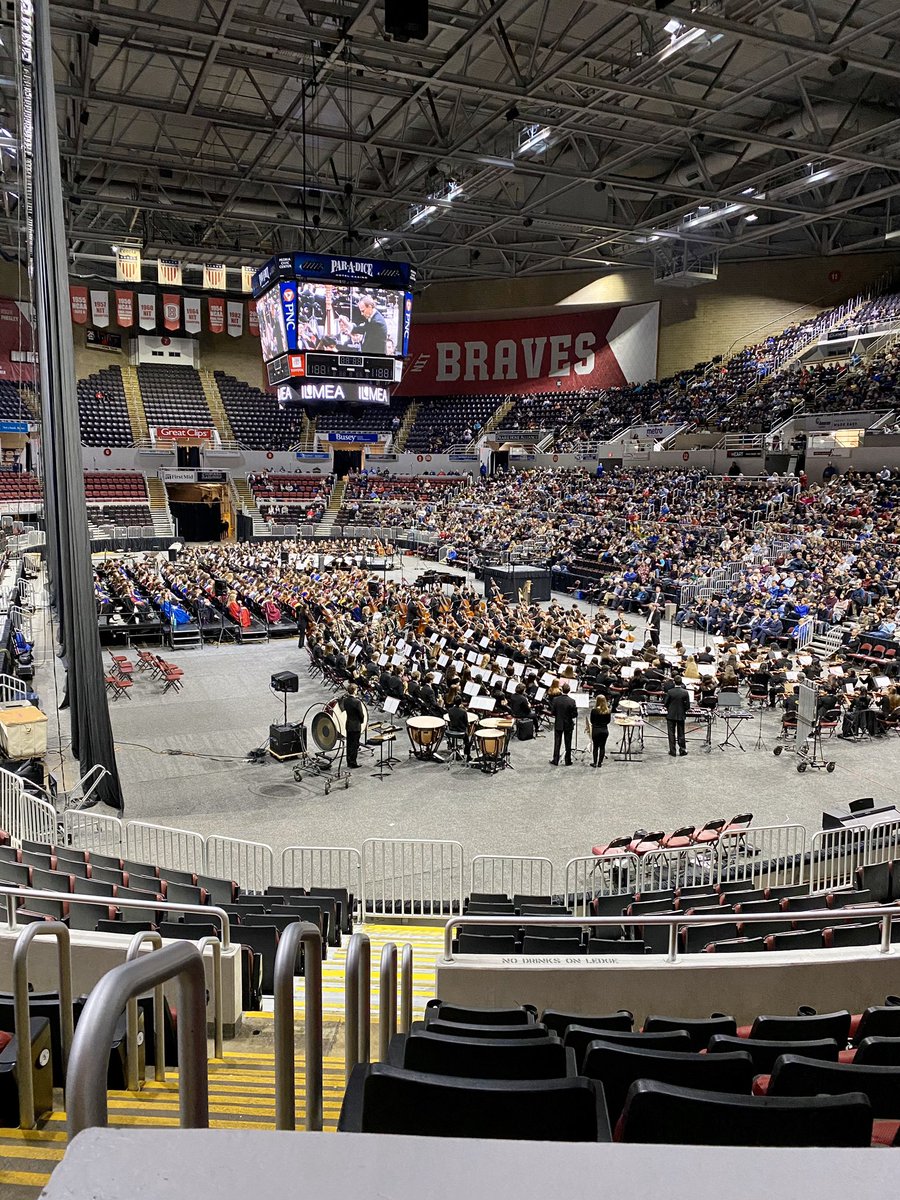 GraceMayellWN's tweet photo. Congratulations to our very own John Brow, cello and Sam Walhout, viola! Both qualified for the Honors Orchestra at the ILMEA All-State conference this weekend! #wheatonnorth #wnorch https://t.co/sqIy1i6wJm