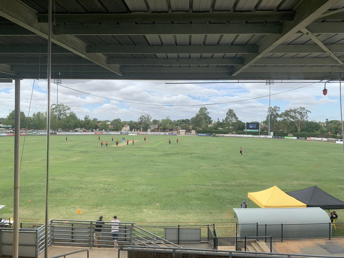 tylermaher5's tweet image. First over down at Deakin Reserve in the virtual #GVBBL elimination final. Hounds batting and 0/4.