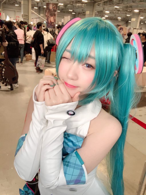 Twitterのコスプレ画像18