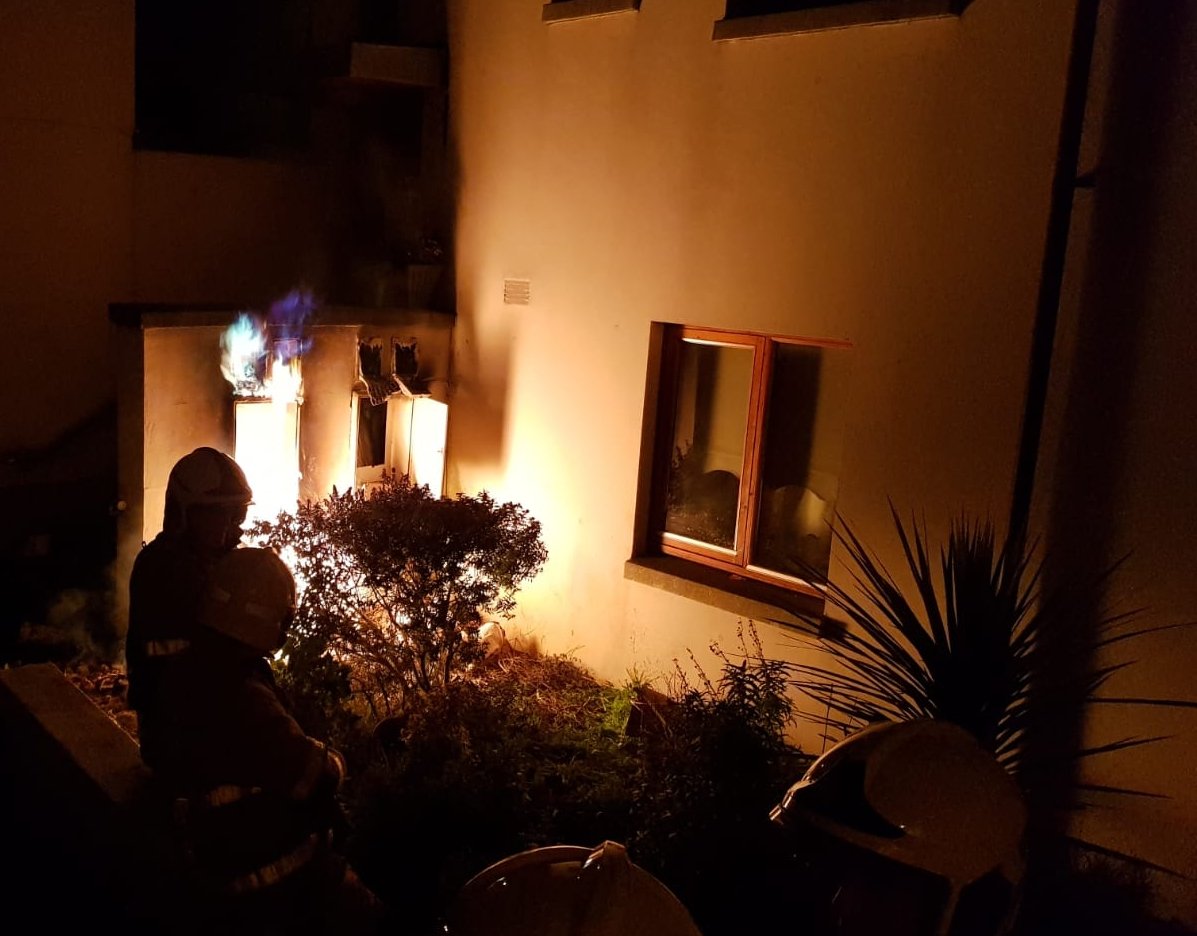 DubFireBrigade's tweet image. Firefighters from Dun Laoghaire fire station at a gas meter fire in Stillorgan tonight. Its safer to have @GasNetIrl attend before fire suppression begins #Dublin #fire #DLRCC