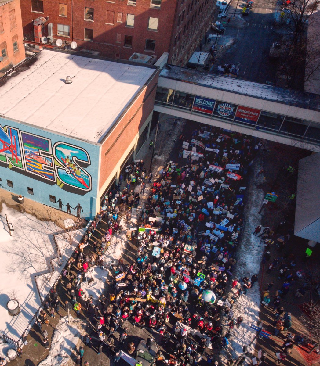 A big thank you to Urban Ambassadors for having Vision Air Iowa out to document today's Climate Crisis Parade in downtown Des Moines. The weather was great!  <a href="/UA_DesMoines/">Urban Ambassadors</a> #climatecrisisparade #climatecrisis #dsm  #desmoinesiowa   #seizedesmoines #catchdsm #climatemarch