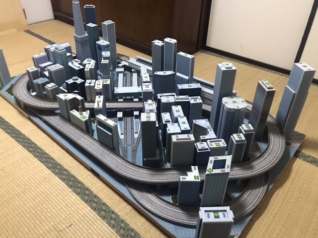 jioworld's tweet photo. 新商品販売。高層ビル1/１０００シリーズ
都市模型ジオラマ　鉄道模型オリジナルストラクチャーレイアウト店ジオワールド
https://t.co/fr9Xt2RdGd https://t.co/Fw9ClDAPC3