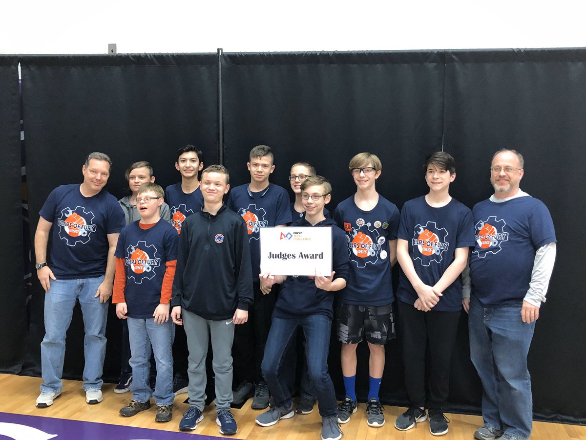 Congratulations to team 10267 <a href="/GearsofFuryFTC/">Gears of Fury 10267</a> for winning the Judges Award at the Divisional Qualifier today. Judges mentioned their teamwork and ability to build each other up this season. 🤖💕 #skystone