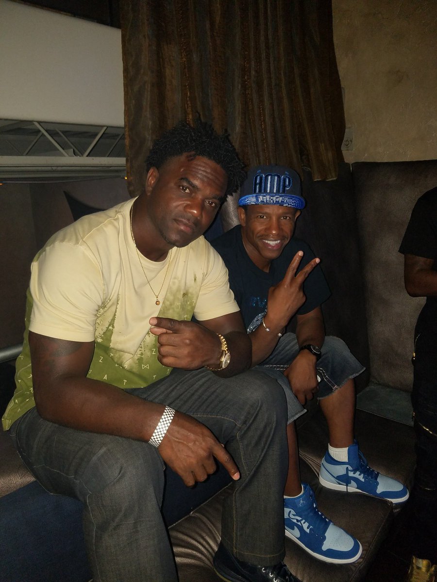 ampharris's tweet photo. The “One” on my right, @edgerrinjames is in the #nflhalloffame the one on my left @reggiewayne_17 is up next to get into the #NFLHallOfFame.  No matter what, Congratulations to both @colts legends.  Lol, boy do we have some stories to tell.#20PlusYearsOfFriendship https://t.co/HVz0SLU9Le