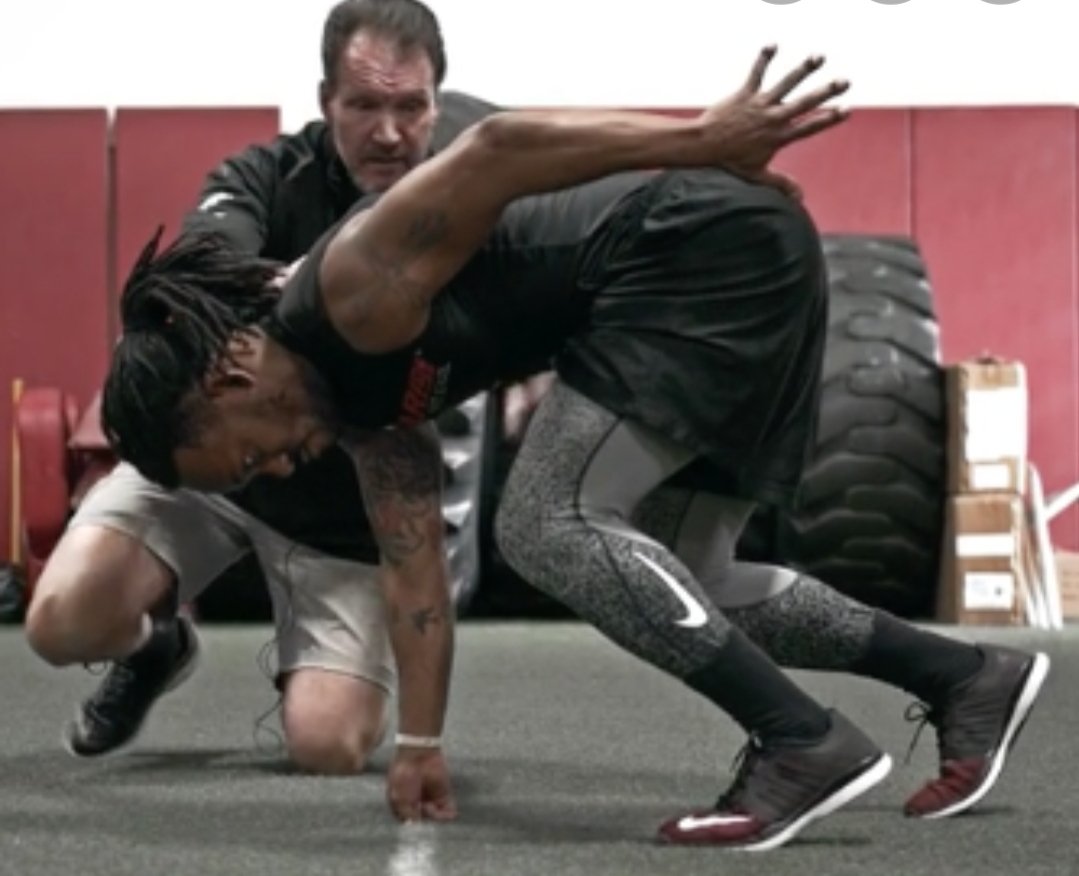 kcathlete's tweet photo. Combine Prep Saturdays 12:15pm.. Starting Feb 8th and continuing until May @kcathlete combine prep class where we will be working with all High School athletes preparing for @810VCombine..  timing pro-agility LDrill Med Ball throw and 40 yd start... $20/class @13Keusi https://t.co/D5e6YpCTp0