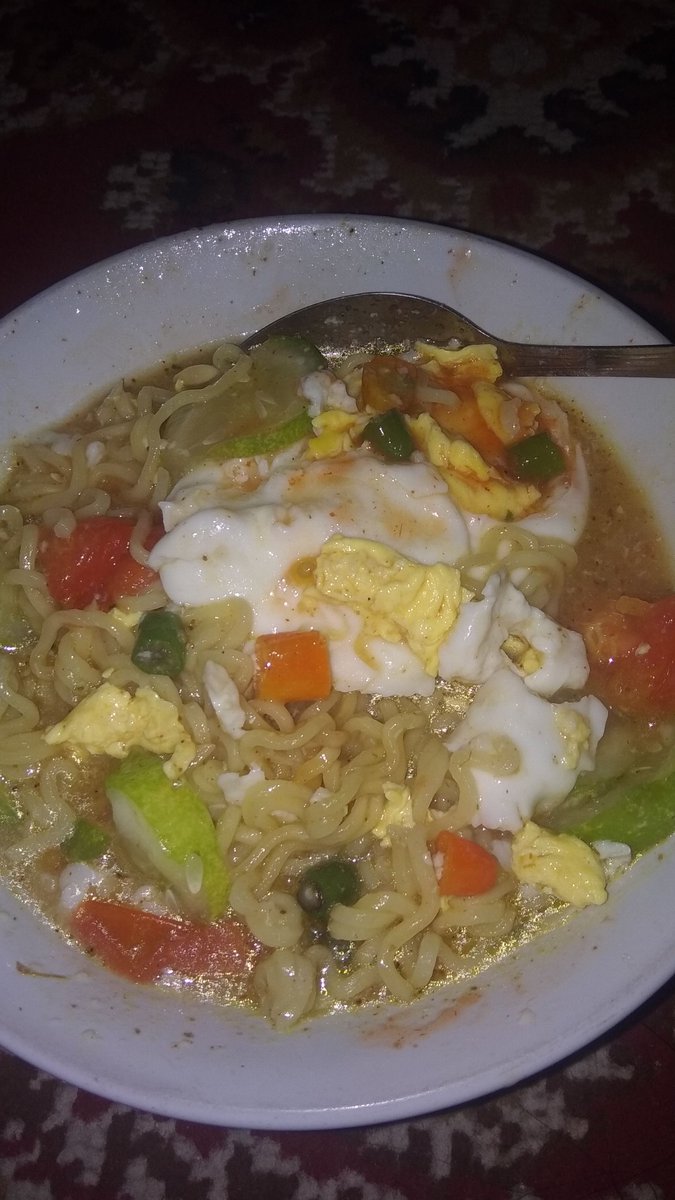 #tanggalcantik tapi lebih cantik makan indomie dipagi hari saat hujan 😂